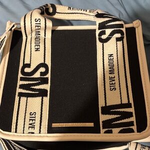 Steve Madden Black and Cream Messenger Bag